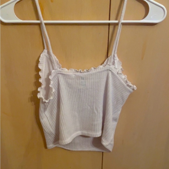 Me to We Scalloped Tank Top - Picture 2 of 3